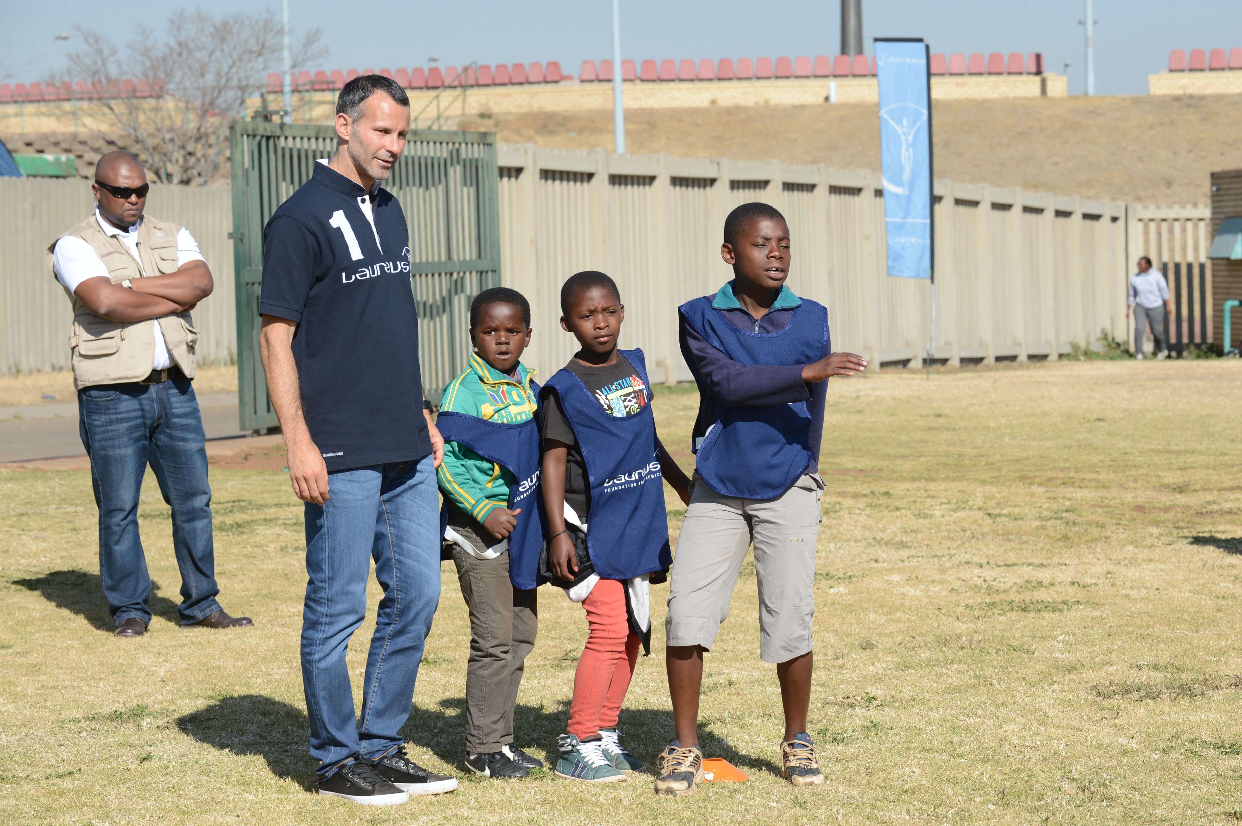 RYAN-GIGGS-PROGRAMME-VISIT-2-RIGHTS-FREE-FOR-EDITORIAL-USE